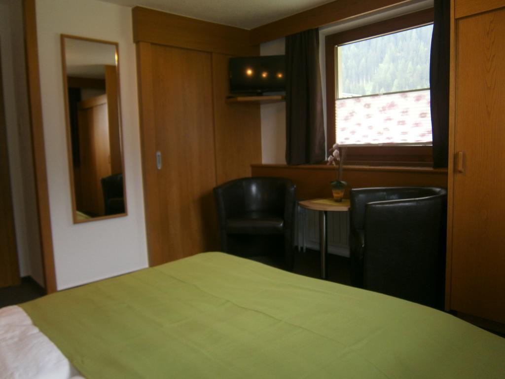 Haus Wiesenheim Fw Oetztal 란켄펠트 외부 사진